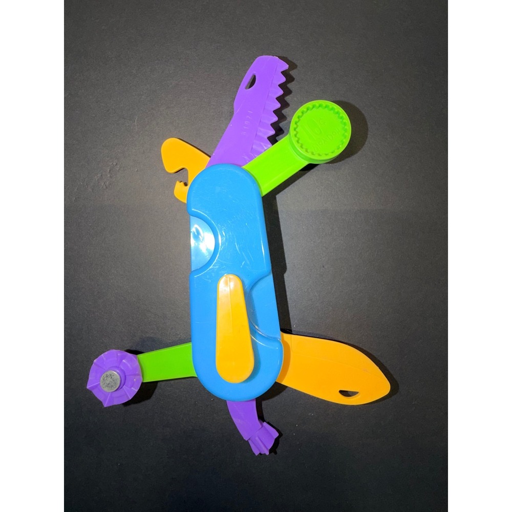Play-Doh Multi-Tool Swiss Army‎ Style Arts Crafts Modeling Toy